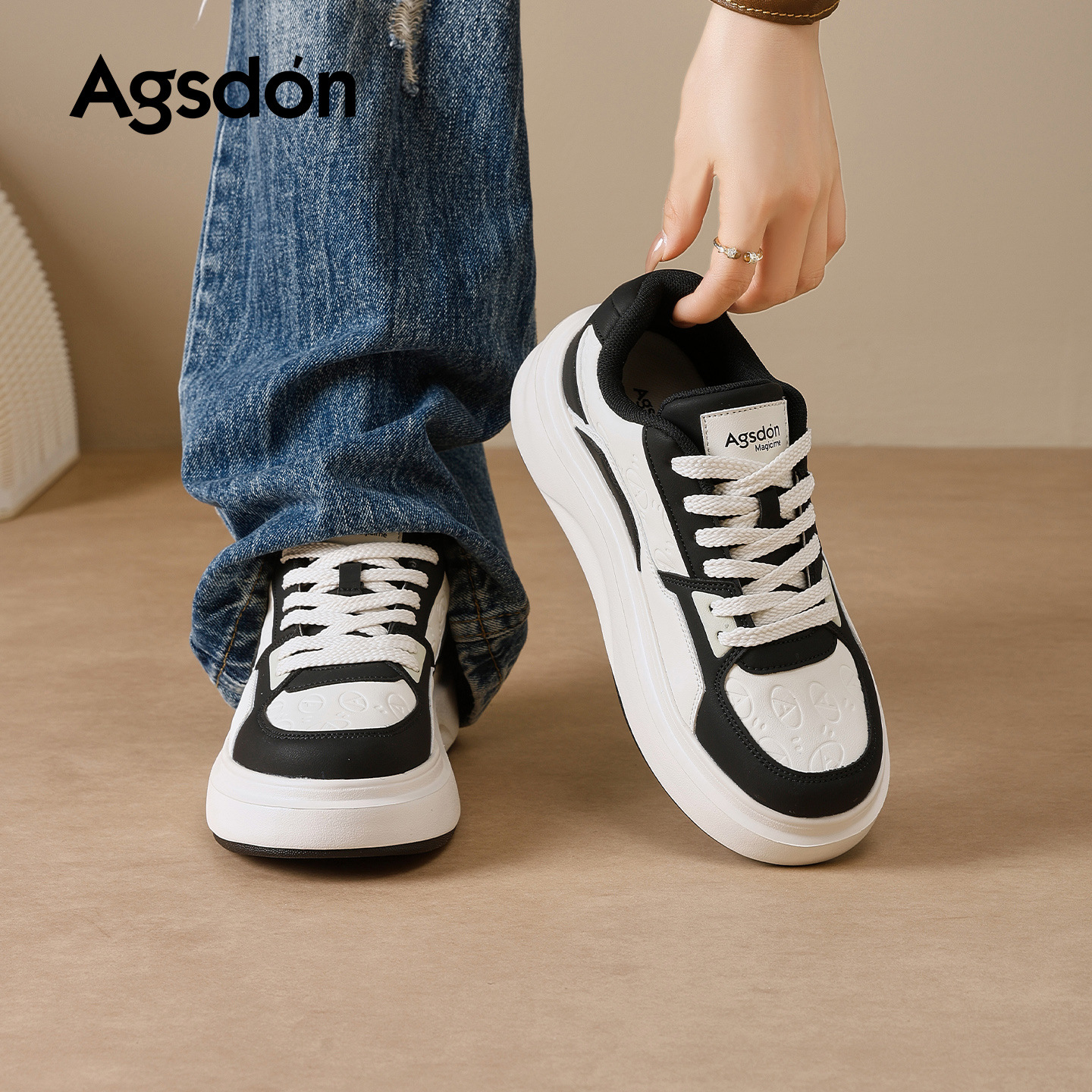 Augu Shi Deng zapatos de suela gruesa mujer 2025 nuevo invierno negro y blanco panda zapatos deportivos casuales zapatos blancos