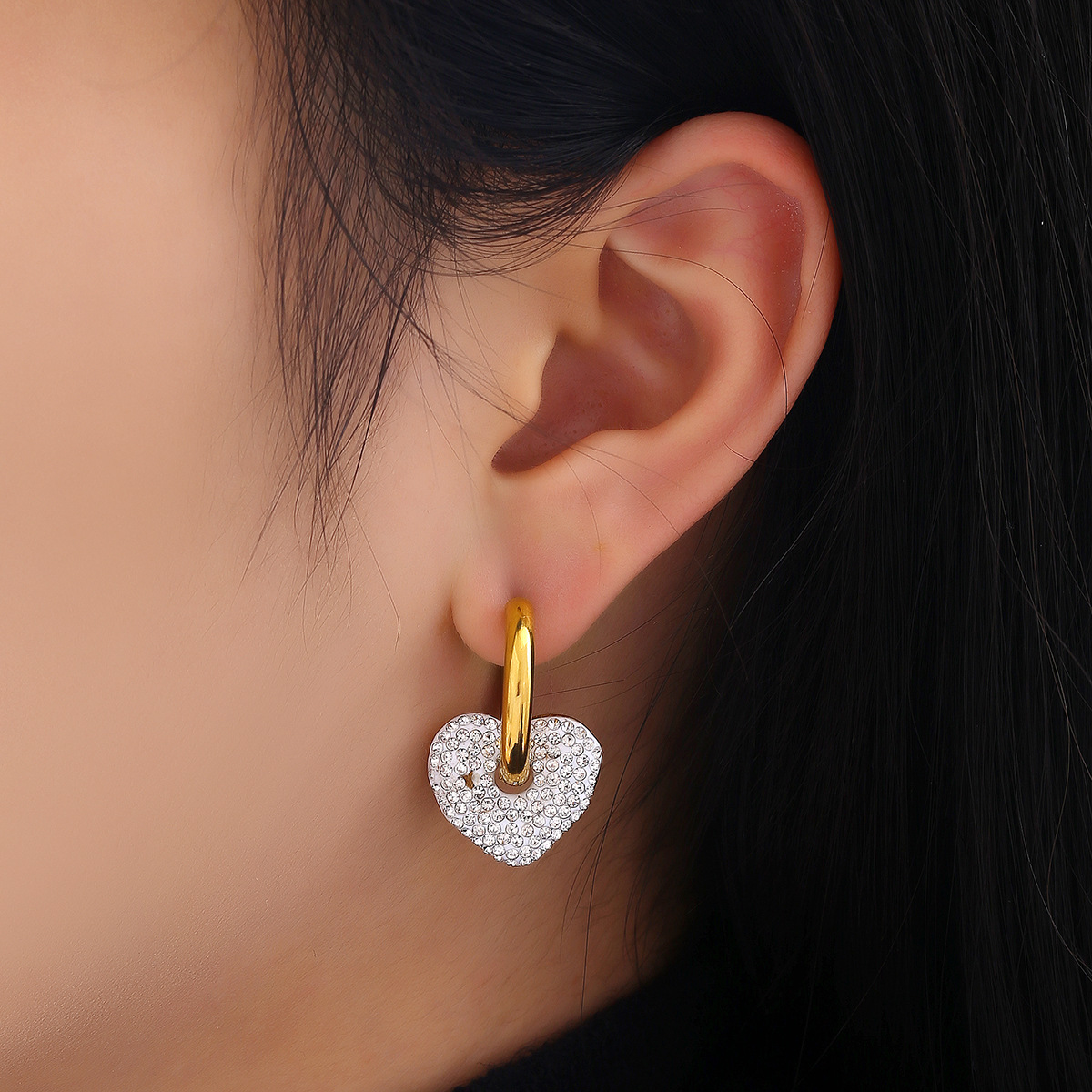 1 Pair Modern Style Heart Shape Plating Inlay Stainless Steel Artificial Gemstones Earrings display picture 3