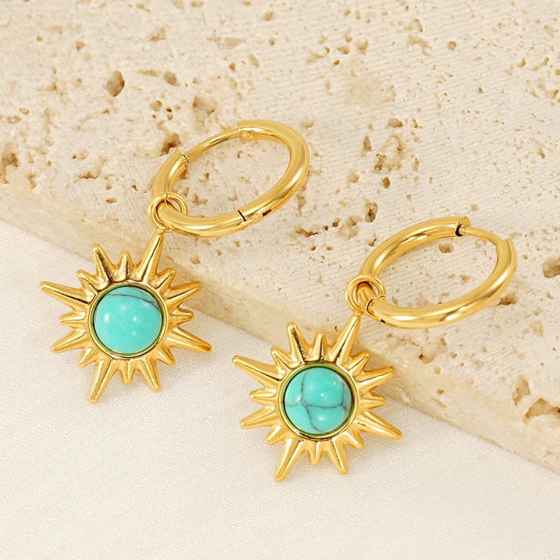 Pendientes de turquesa azul de alta calidad de estilo INS europeo y americano para mujer Pendientes de acero inoxidable de estrella de ocho mang retro dorado de 18 quilates al por mayor