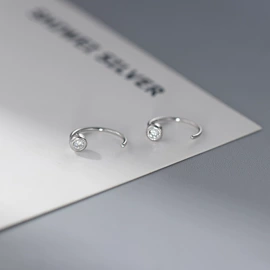 耳钉;戒指;项链