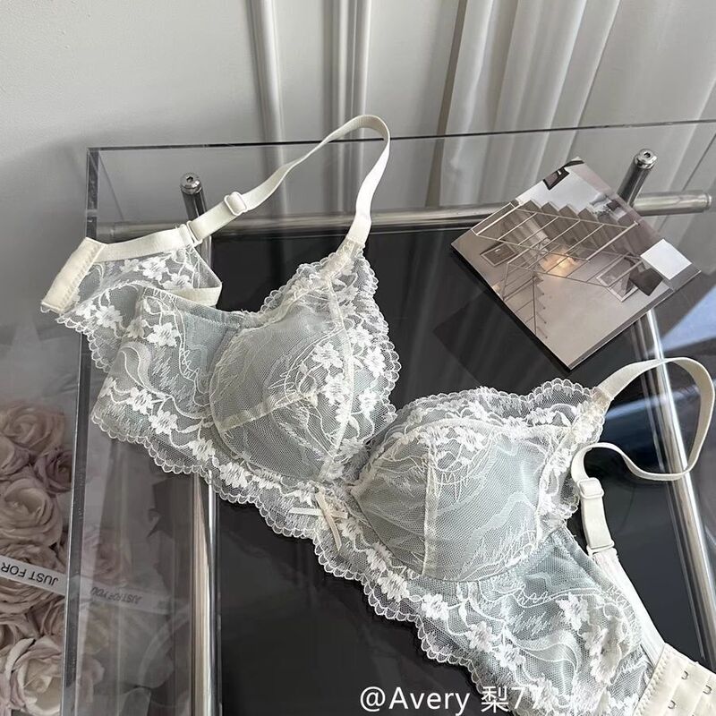 Retro Pure Lust Small Breasts Push up and Make Them Look Bigger, Lace Sexy Intimates, Push up and Make Them Look Bigger, Anti-Sagging, Breast-Retracting Bra Set Retro Pure Lust Small Breasts Push up and Make Them Look Bigger, Lace Sexy Intimates, Push up and Make Them Look Bigger, Anti-Sagging, Breast-Retracting Bra Set