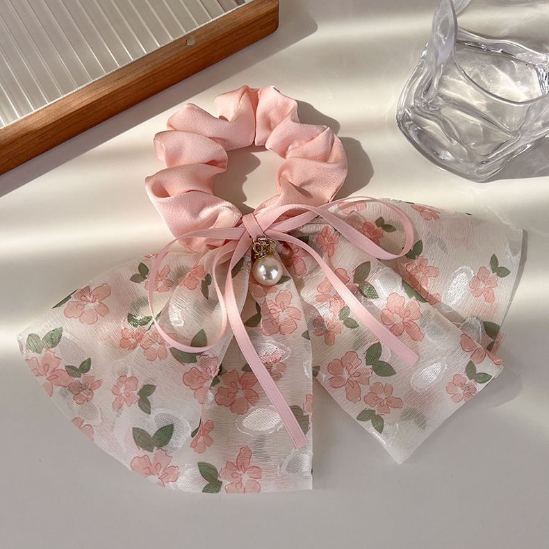 핑크색 꽃무늬 머리끈