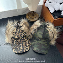 美式复古豹纹毛绒鸭舌雷锋帽女秋冬保暖户外防寒护耳飞行员帽子男