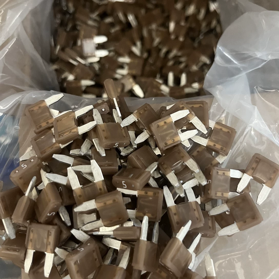 США LITTELFUSE MINI32V Быстрый плавкий автомобильный предохранитель 0297005.WXNV