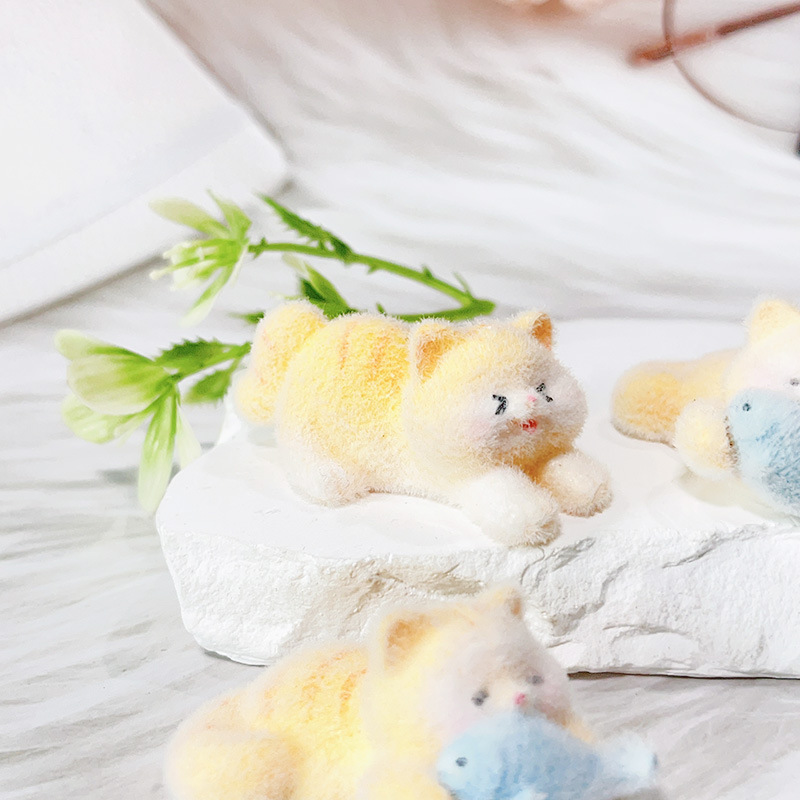 漫画植毛立体樹脂かわいいミルク猫 DIY 車の中央制御画面デスクトップ装飾品アクセサリー|undefined