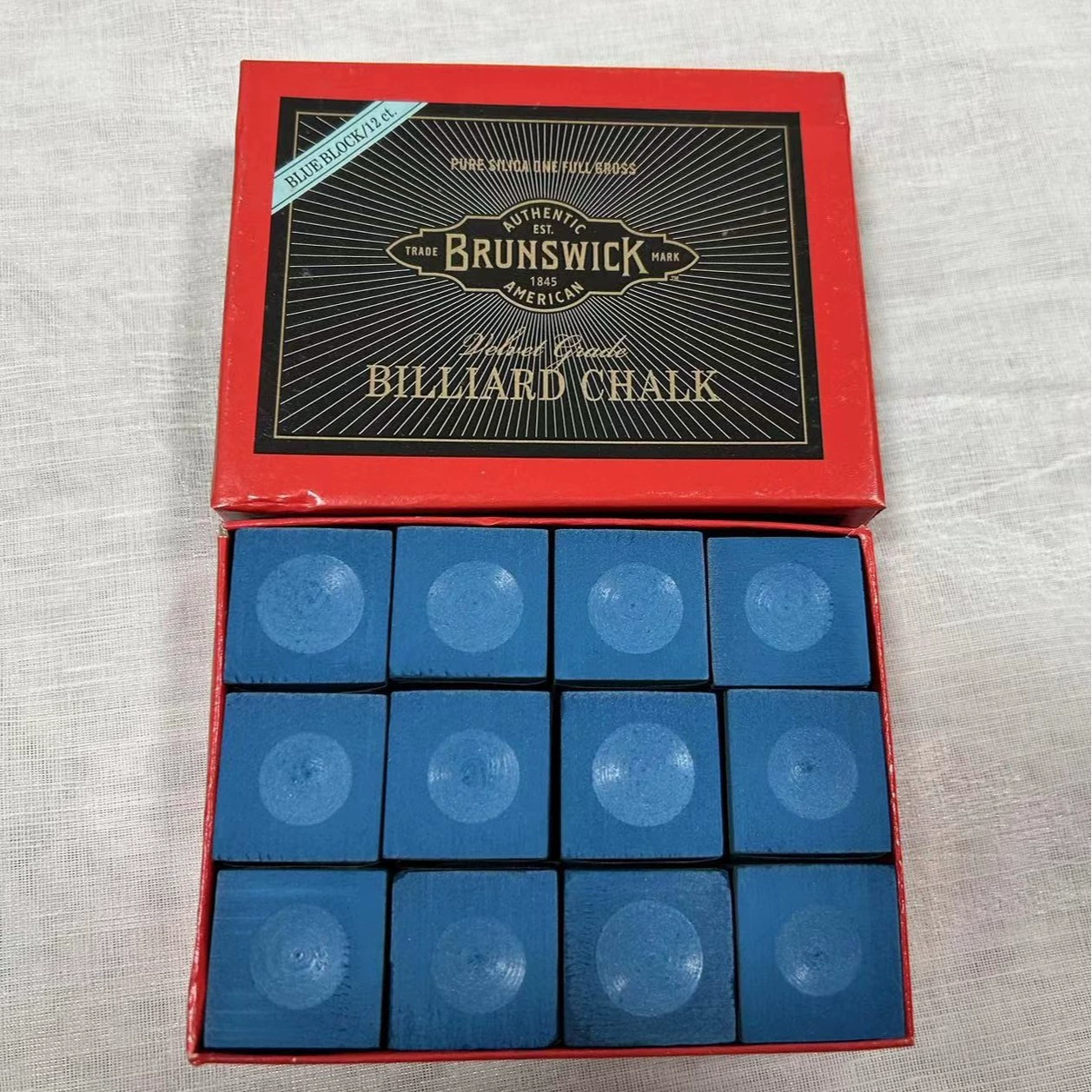 Бильярд синяя бильярдная шоколадная пудра, олень головная карта/треугольник, бильярд шоколадный пудра