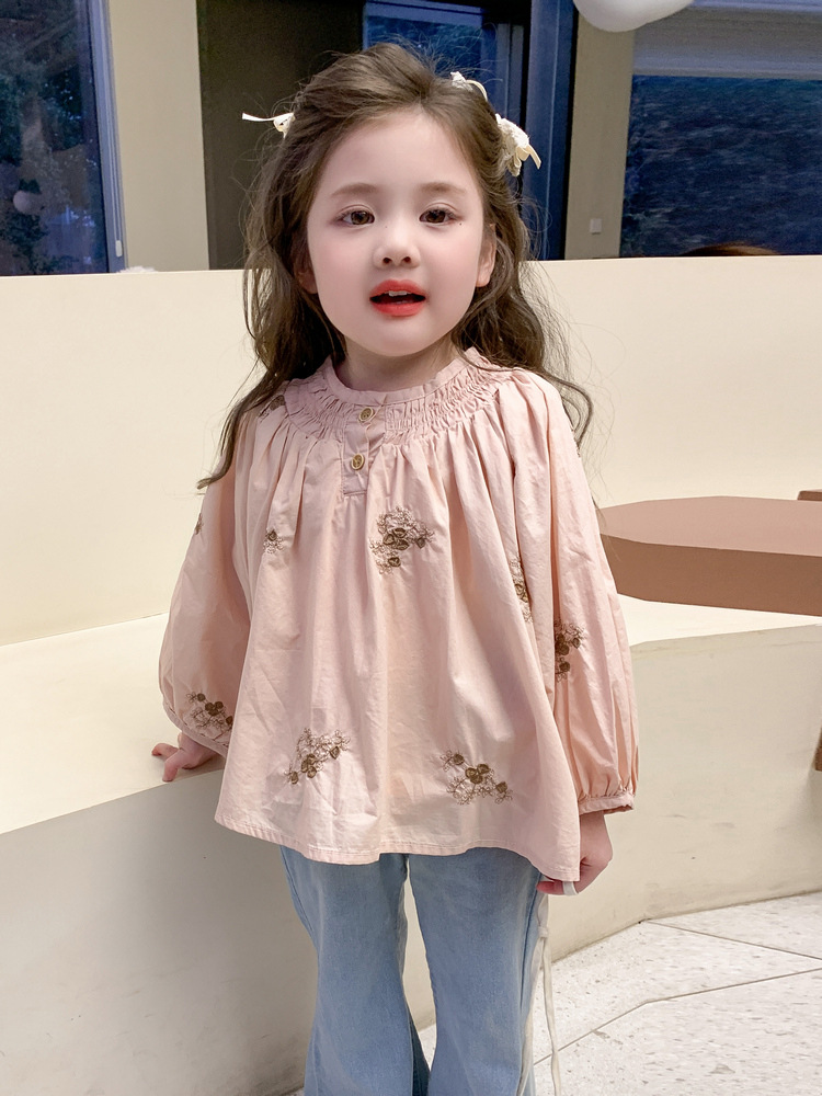 Camisas de niñas primavera 2025 nuevo estilo de ropa de niños extranjero camisa de manga larga coreana camisa de muñeca de primavera y otoño