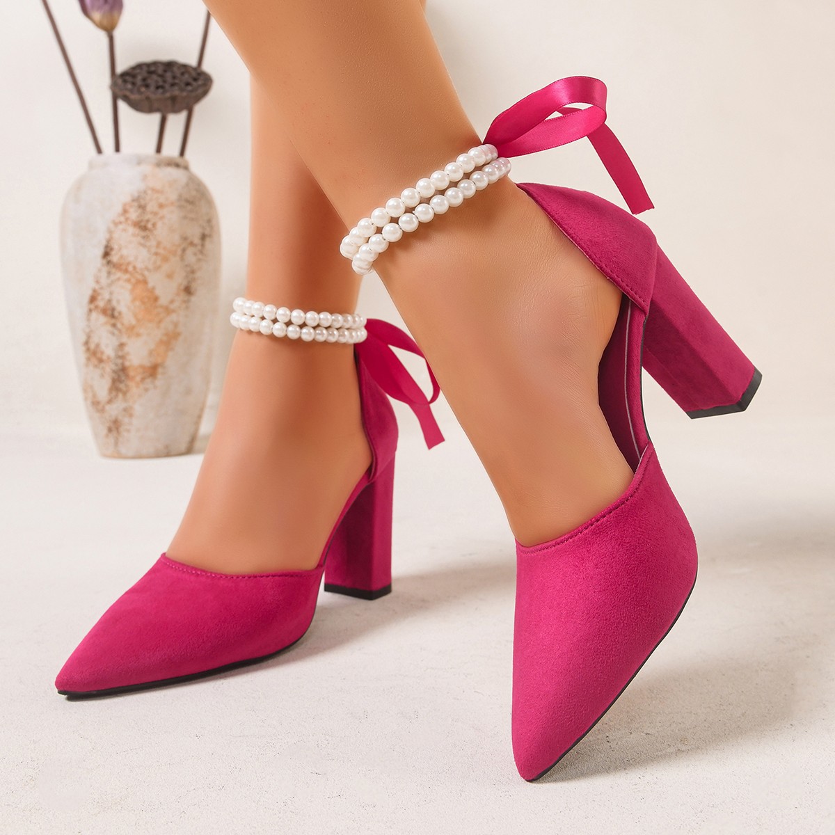 2025 Winter New Pointed Toe Suede French Versatile Pearl High Heels Direct From Manufacturer For Foreign Trade_vogvips.com