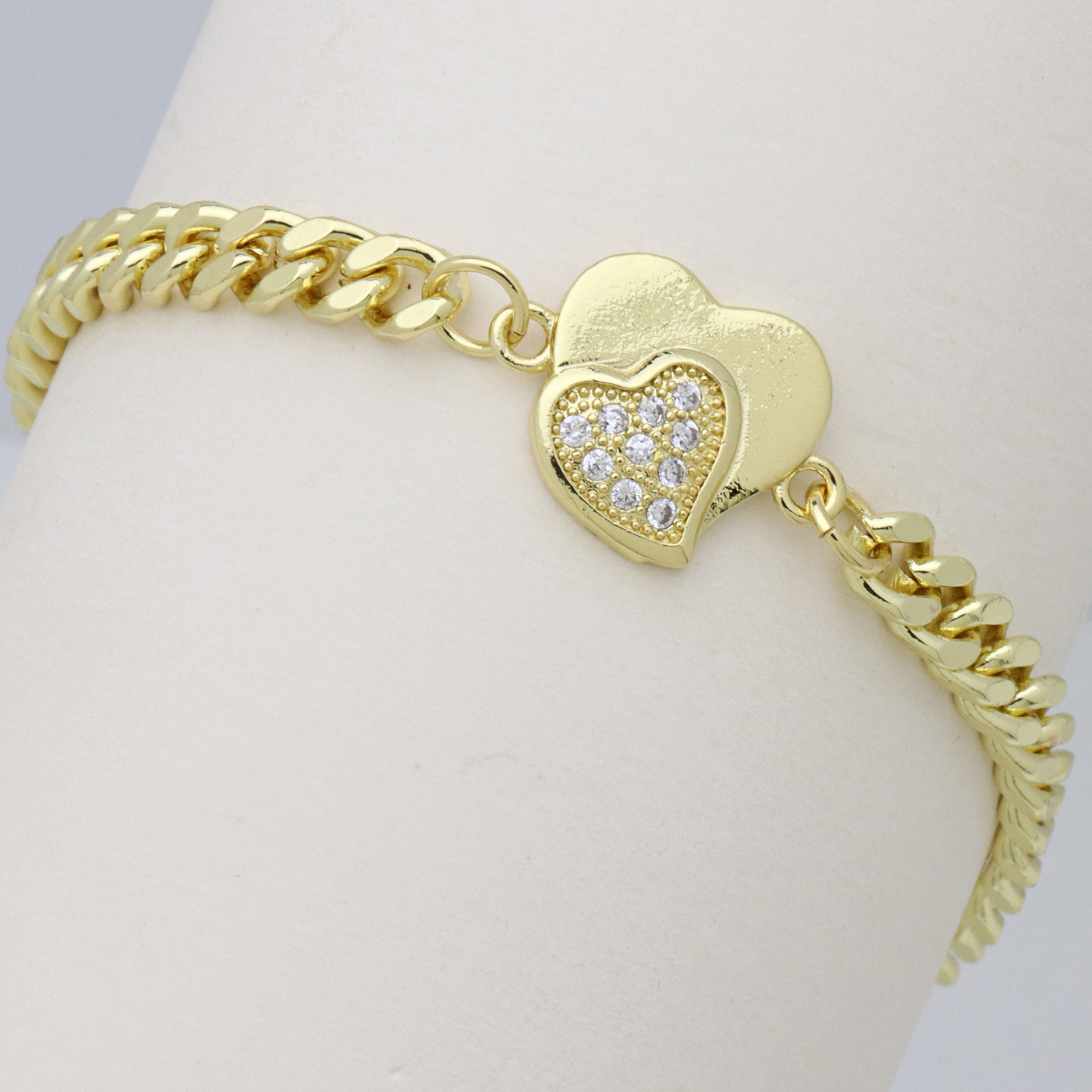 Großhandel Schmuck Einfacher Stil Stern Herzform Kupfer Zirkon Inlay Armbänder Kubanische Gliederkette Panzerkette display picture 11