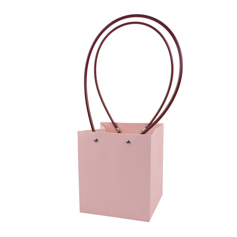 Portable Waterproof Floral Box Bags Holiday Gift Bouquet Packaging Brown Kraft Paper Handheld Bags Square Flower Insert Bag Wholesale