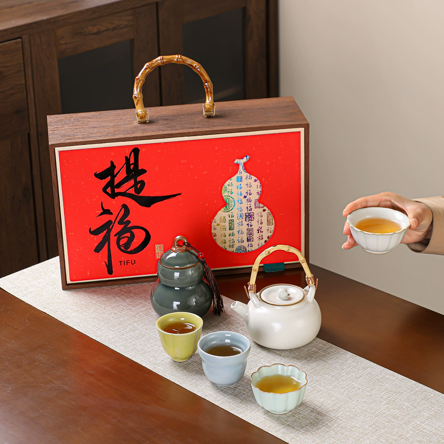 High-end tea set, light luxury style, Birthday gift