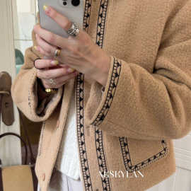 AKskylan 重工刺绣羊毛毛呢外套女气质法式小香风夹克短外套85595