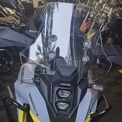 V-Strom 800De Windshield Heightening: Motorcycle front windshield
