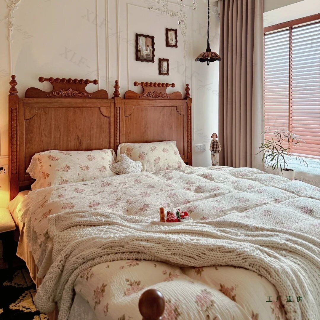 French-Style Solid Wood Bed, Vintage Distressed Double Bed, Master Bedroom Wedding Bed, Mid-Century Style Home Use, 1.8 Princess Bed, American Light Luxury