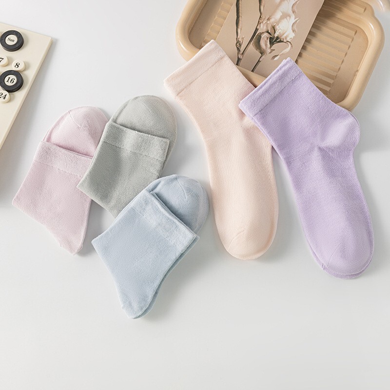 Japanese-Style College Solid Color Socks for Women Autumn and Winter Mid-Calf Socks Women Ins Candy Color Cotton Socks Wholesale from Northeast China Japanese-Style College Solid Color Socks for Women Autumn and Winter Mid-Calf Socks Women Ins Candy Color Cotton Socks Wholesale from Northeast China