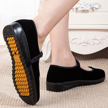 新款老北京布鞋女鞋酒店用品黑色工作鞋防滑休闲妈妈鞋地摊货源