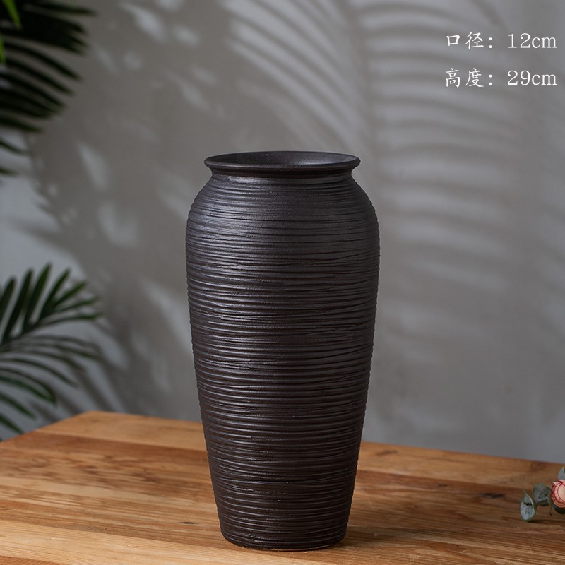 솔질 검은 무 병