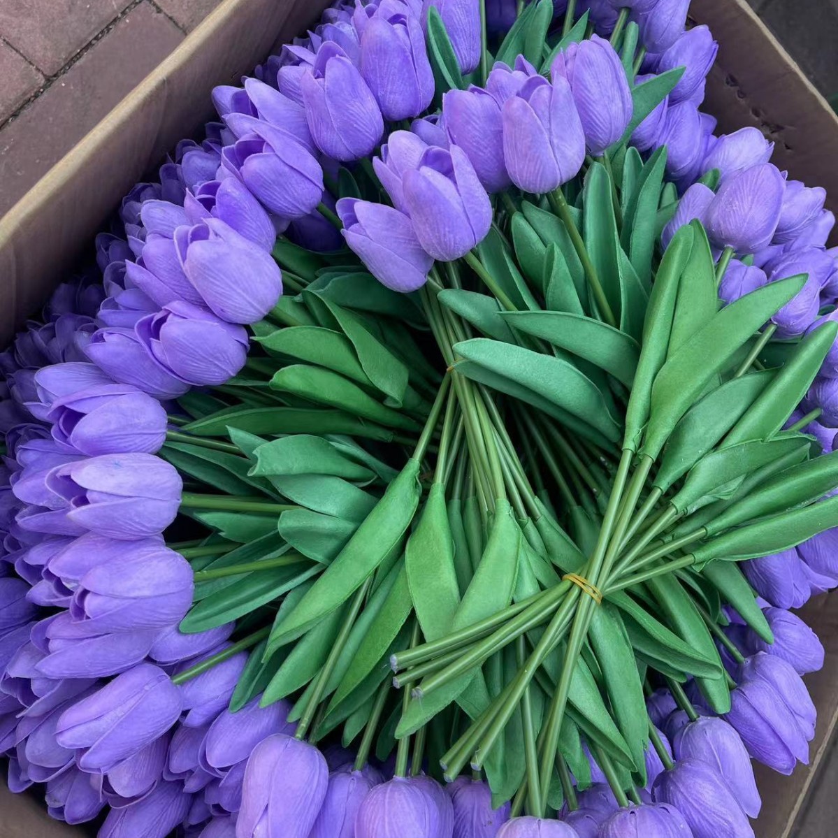 Meihe marca tulipán hogar flor artificial decoración sensación decoración al por mayor flor falsa hidratante salón decoración Nordic pu