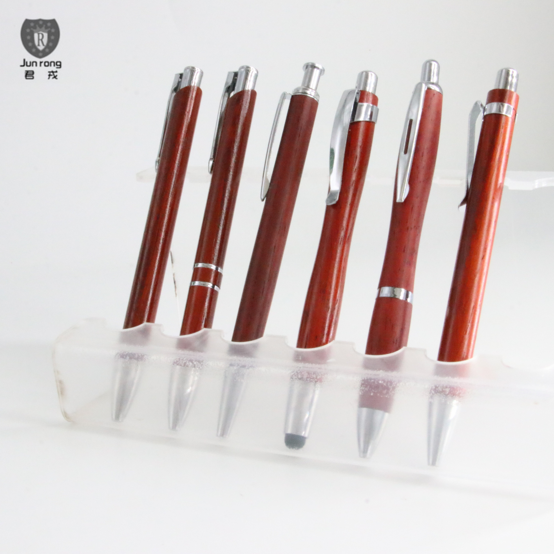 Pluma de madera roja pluma de regalo logotipo láser bolígrafo múltiple pluma de regalo de Navidad pluma de madera de bambú pluma de descuento