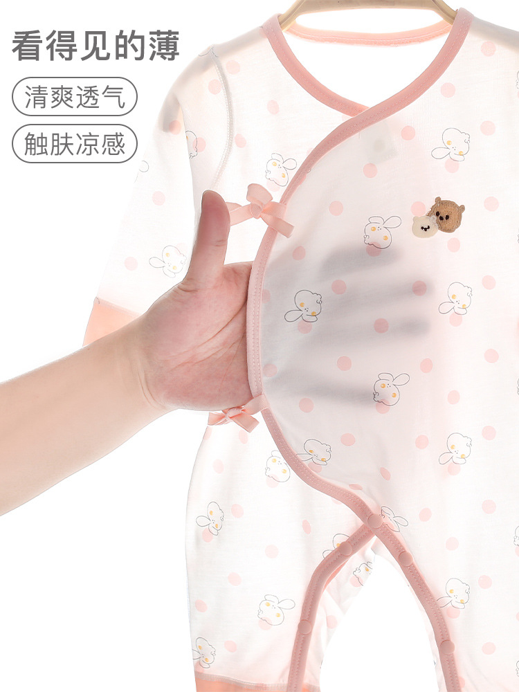 安陽子供服夏の薄いタイプの骨なしa類の純綿の赤ちゃんの蝶々とした服の赤ちゃんの純綿の連体服