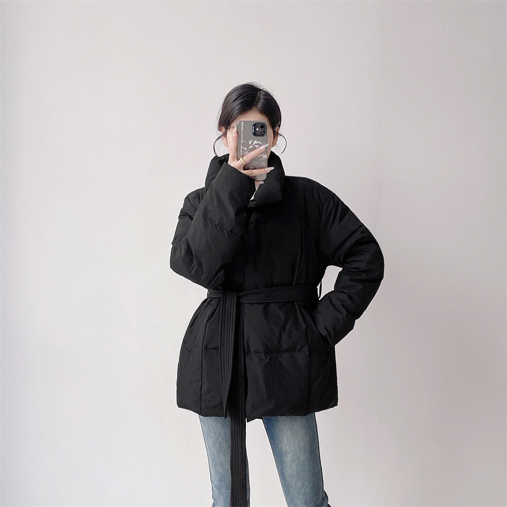 검은색