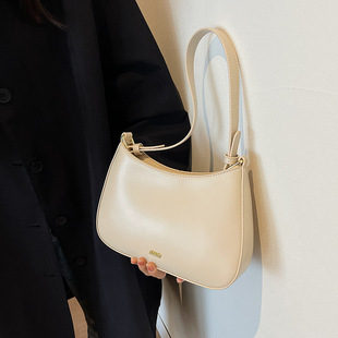 High-quality niche bag 2023 new women's bag popular popular all-match messenger bag fashionable shoulder underarm bag