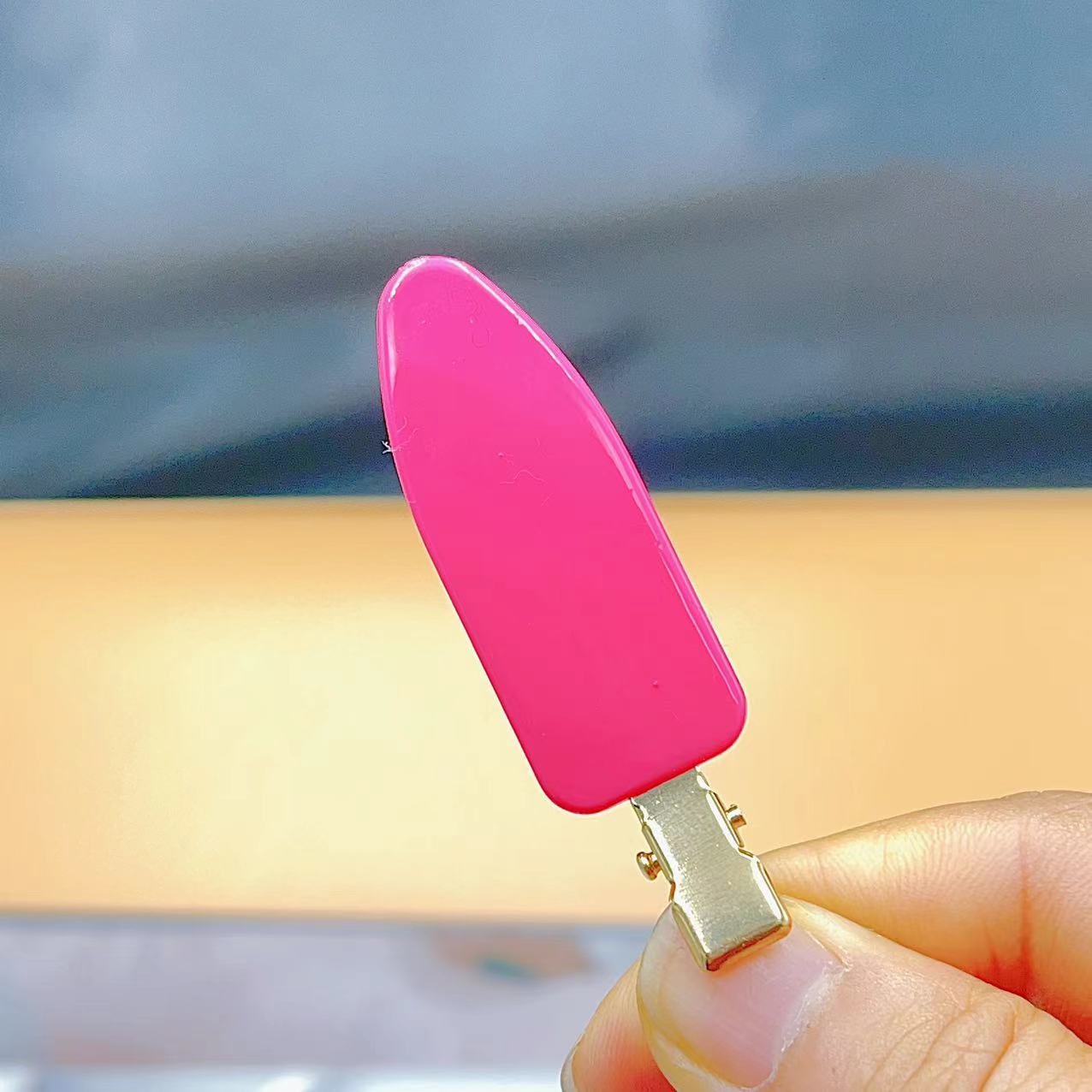 로즈 레드 (원활한 밝은 페인트)