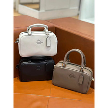 2024ܼ¿SatchelgϵСsμбŮ