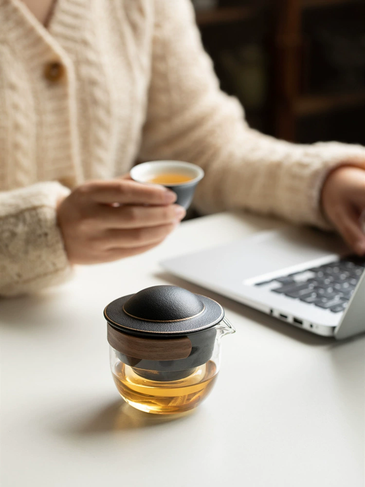 Tea cup for traveling, handheld tea set, ceramic teapot