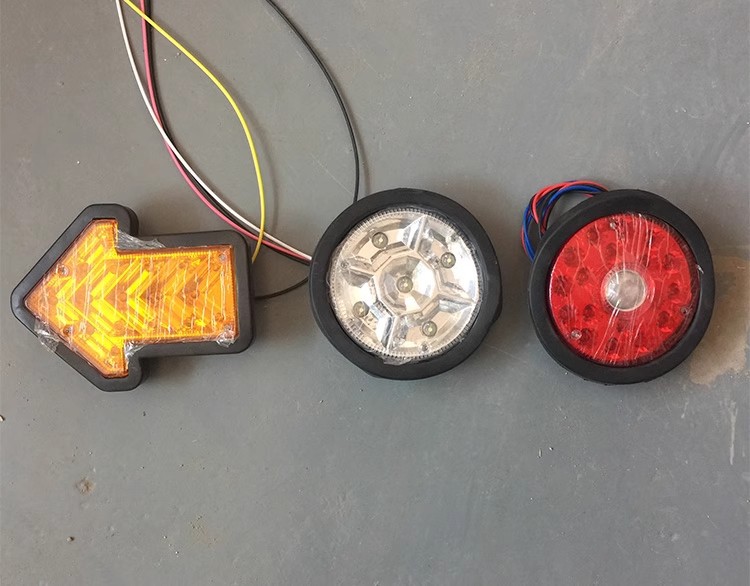 24v CIMC trailer rear tail light led single light driving arrow steering brake reversing round eagle eye flash