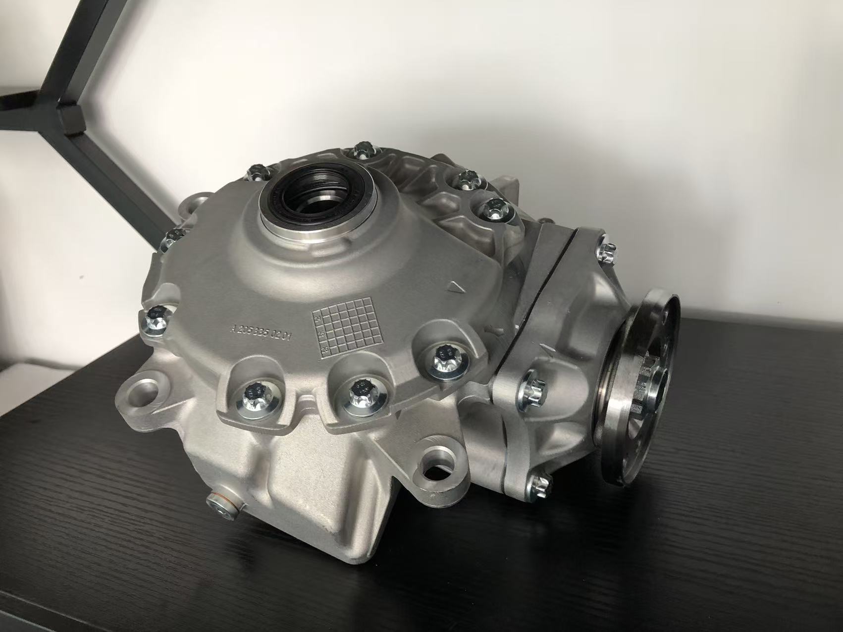 Mercedes-Benz GLC300 X253 C253 4MATIC front differential assembly, 3.27 gear ratio