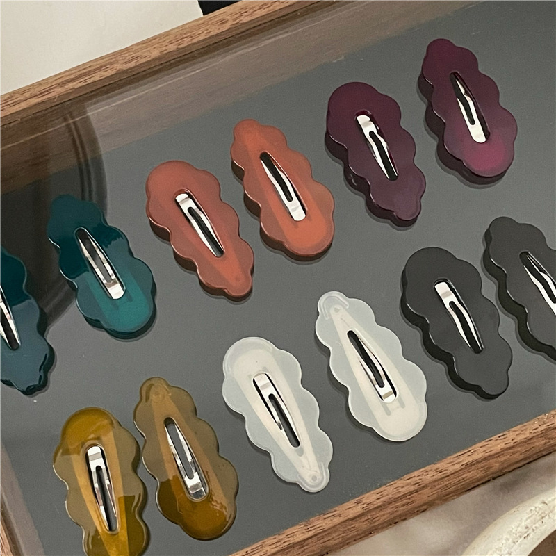 Simple Style Clouds Resin Hair Clip display picture 2