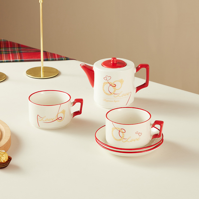 INS pareja flor juego de té regalo de boda chapado en oro taza de café tetera de cerámica taza de agua caja de regalo de boda traje