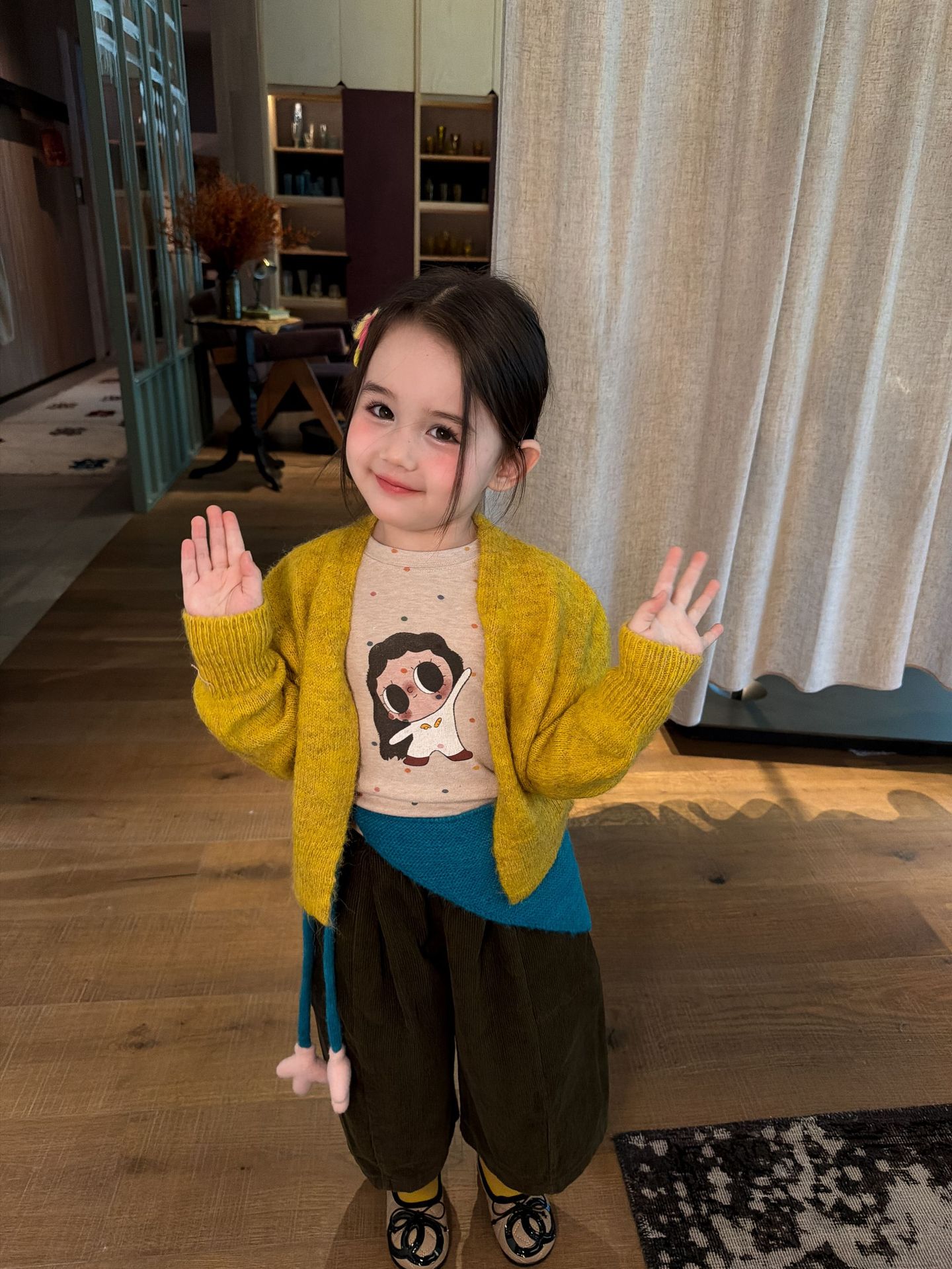 Autumn solid color cardigan
