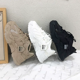 女式帆布鞋;男式帆布鞋;女式运动单鞋