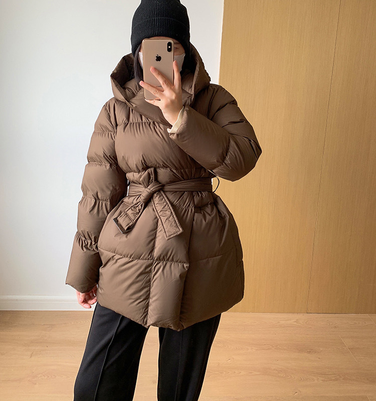 Waist-Slimming Down Jacket For Women, Hooded Short Style, 90% White Duck Down, Thickened, High-End Feel, Elegant Winter_voghion.com