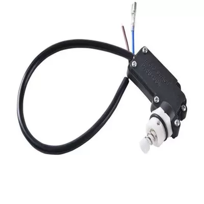 pressure switch multi-function cleaning machine | Car on the line of fire