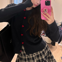 韩系简约爱心扣软糯长袖针织开衫女秋冬季新款慵懒风宽松显瘦毛衣