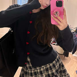 韩系简约爱心扣软糯长袖针织开衫女秋冬季新款慵懒风宽松显瘦毛衣