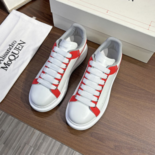 �W��վ�¿����С��Ь�г���ײɫ��߅��Ƥ͸���וr�����eЬŮ
