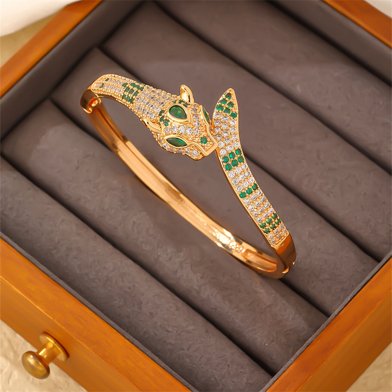 Parure de bijoux serpentine pleine de diamants, bague bracelet en zircon, personnalité de luxe légère, tête de léopard de l'industrie lourde_voghion.com