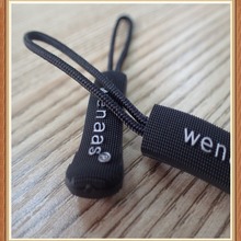 定制服饰箱包pvc防滑Silicon硅胶拉手双面柔软拉头注塑拉链头拉手