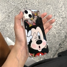 卡通搞怪嘟嘴米奇适用苹果16promax手机壳iPhone15可爱14挂件13硬