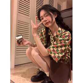酷痞风格子花花短袖衬衫女春季2024新款港味休闲俏皮宽松小众上衣