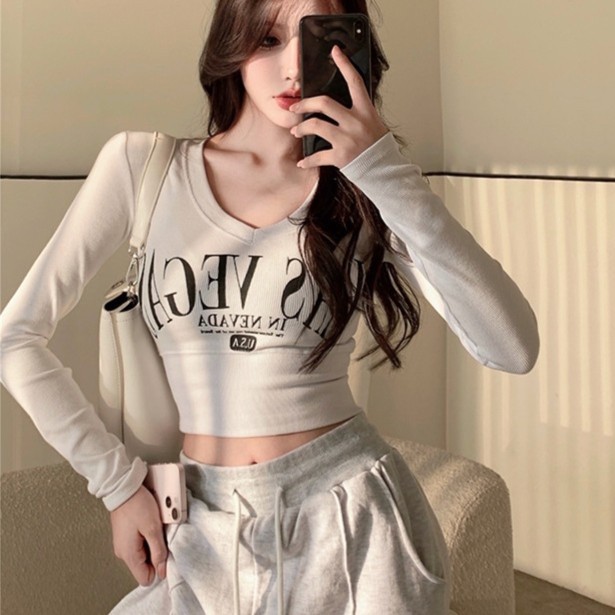 Short base body-friendly long-sleeve