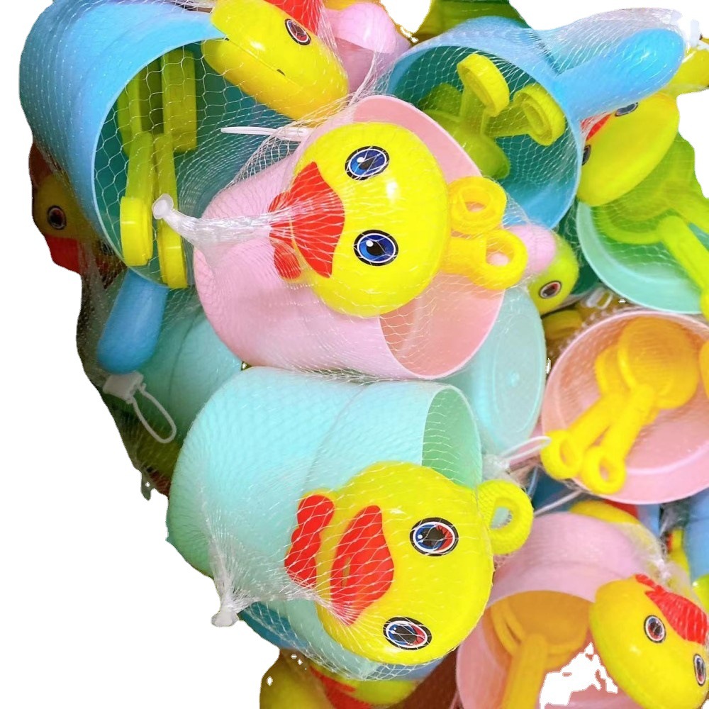 Juguetes para niños pequeños cubos de arena cubos de arena para jugar a circo de arena agua cubos de ducha de arena cubos de arena 2 yuanes al por mayor