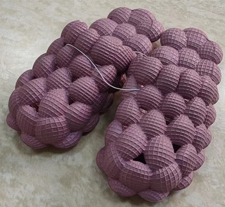 Sandalias de verano al por mayor desgaste de las mujeres al aire libre hogar grueso inferior pareja interior antideslizante EVA casa antideslizante zapatillas de burbuja