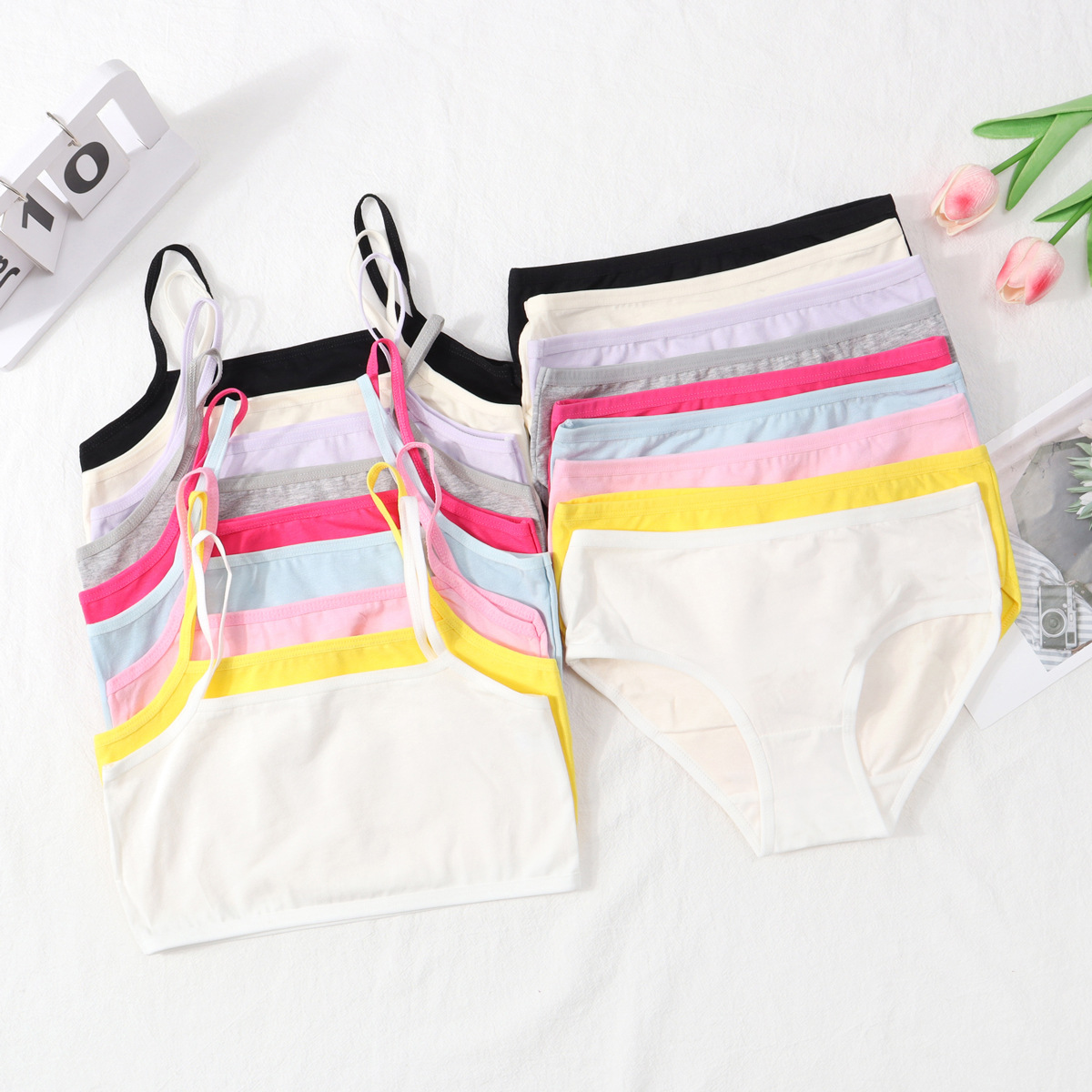 Girls' underwear, camisole, developmental stage, elementary school girls aged 9-12-15, pure cotton bra, suspender strap, strapless bra.