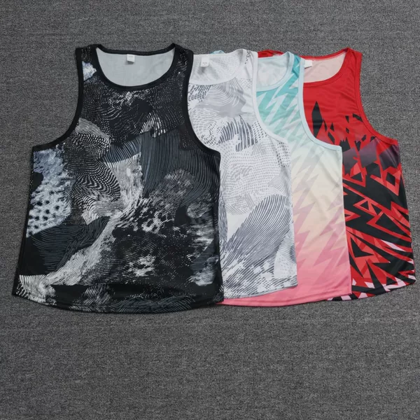 Marathon running vest for athletes, quick-drying, breathable, ultra-light mesh training clothing, specifically for male and female athletes