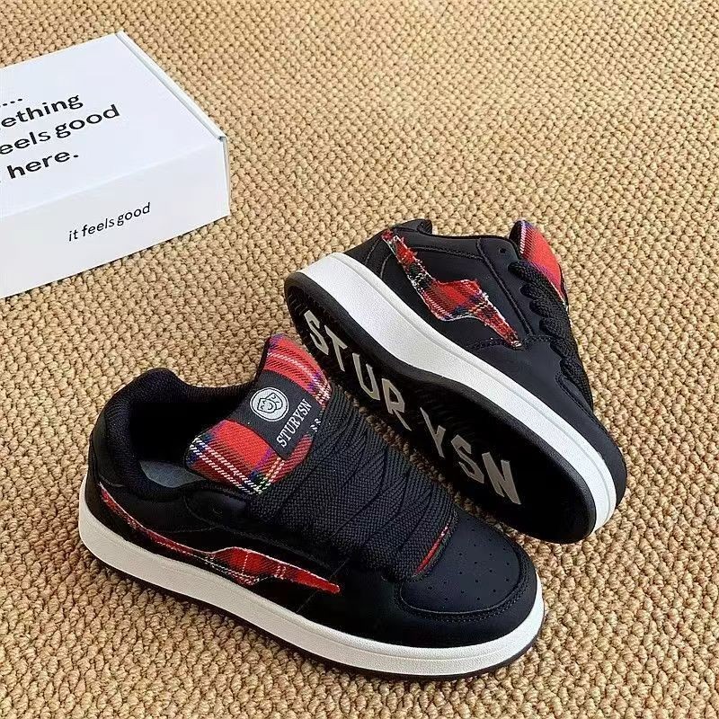 2026 nuevos zapatos de pan de pareja retro zapatos de skate a rayas escocesas de moda nacional original zapatos deportivos para hombres y mujeres